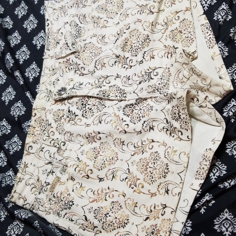 Cute boho shorts 😊